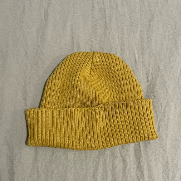 H&M GINGER CUFF BEANIE ONE SIZE - Picture 4 of 5